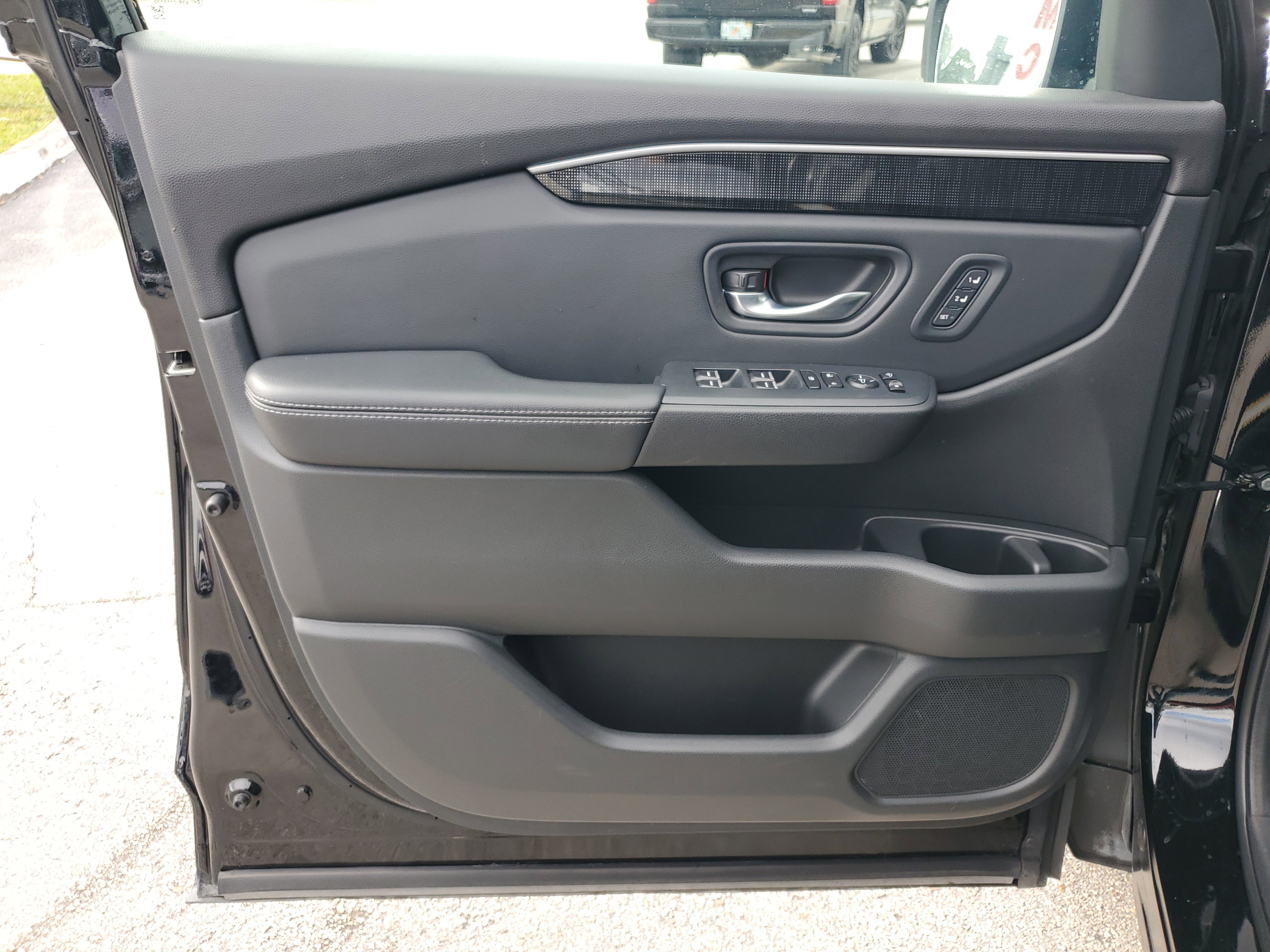 Used 2023 Honda Pilot Elite image 31