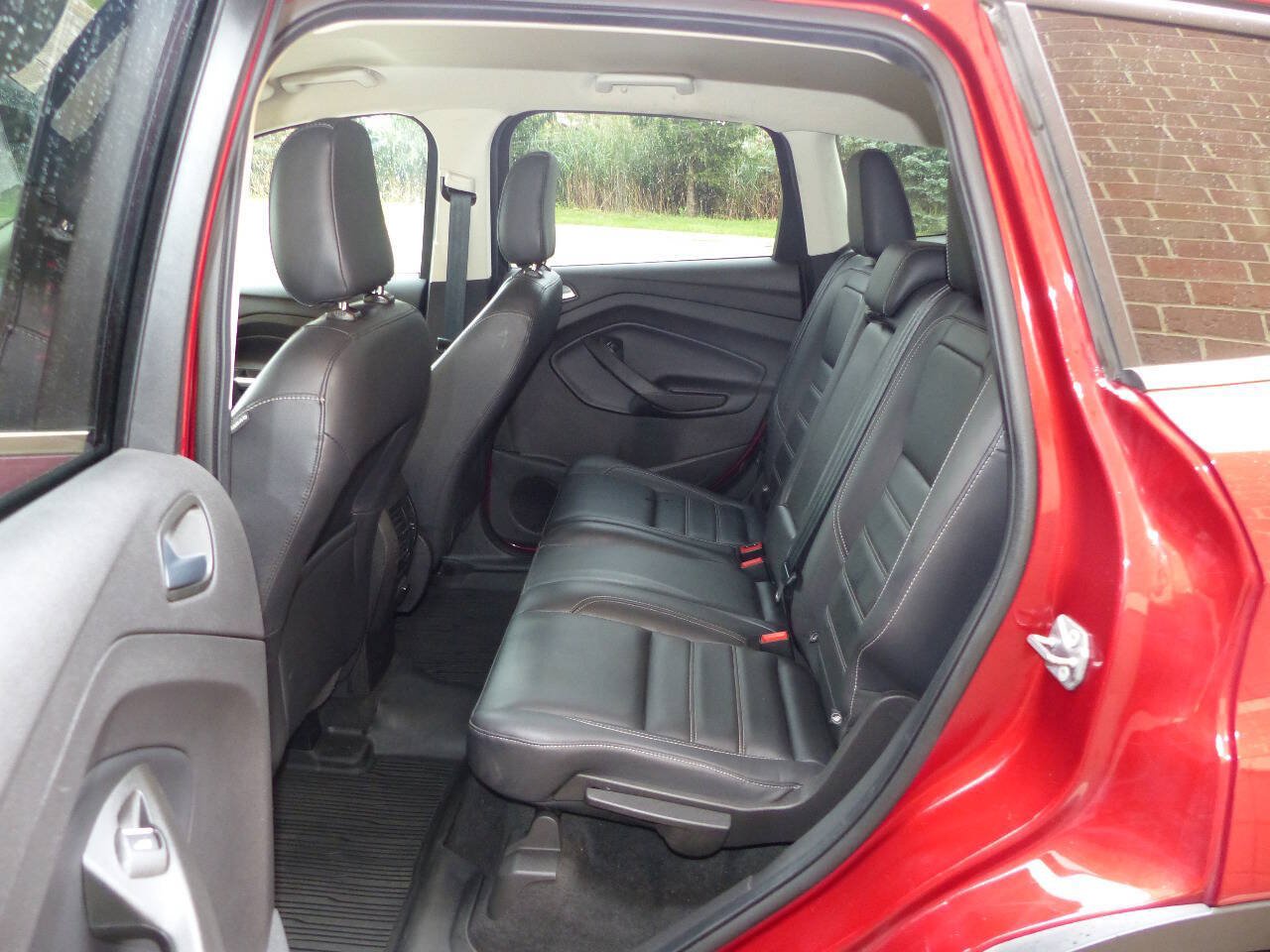 Used 2019 Ford Escape SEL AWD/4WD image 23