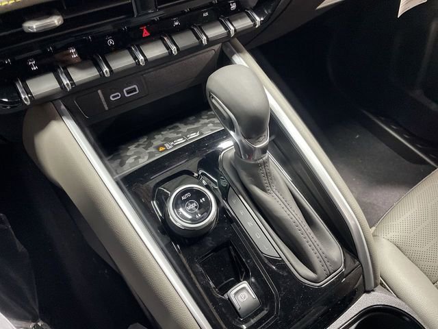 Used 2024 Chevrolet Colorado ZR2 w/ ZR2 Bison Edition AWD/4WD image 20