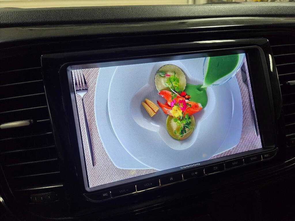 Used 2013 Volkswagen Beetle 2.5 image 36