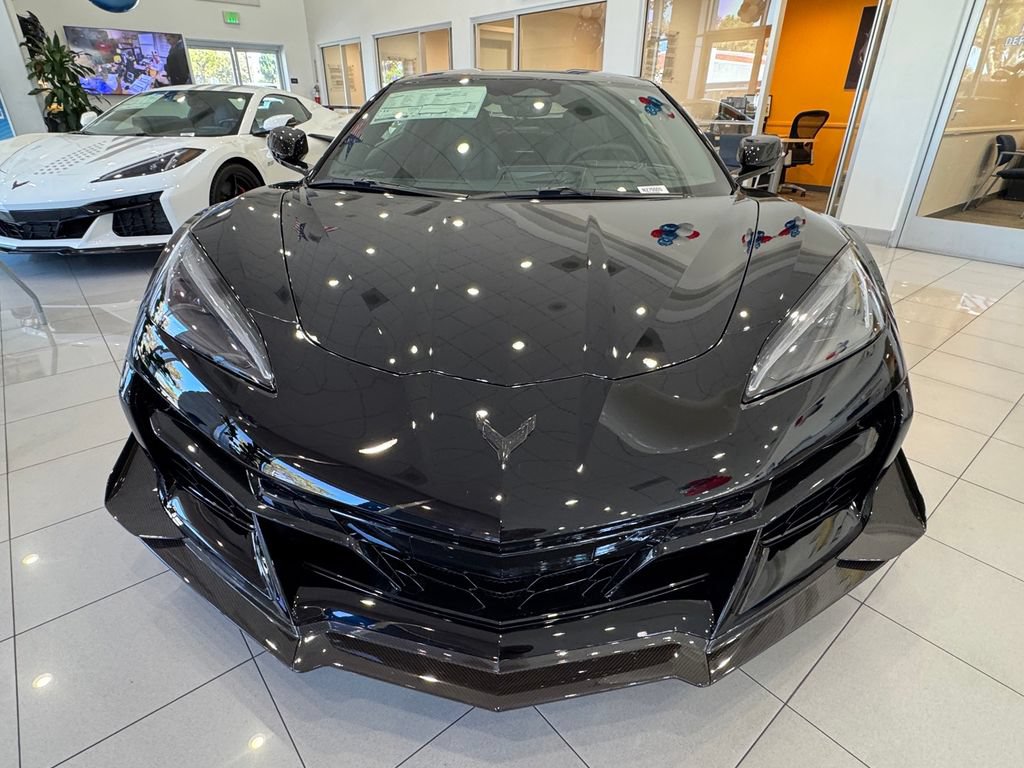 New 2027 Chevrolet Corvette Z06 RWD image 2