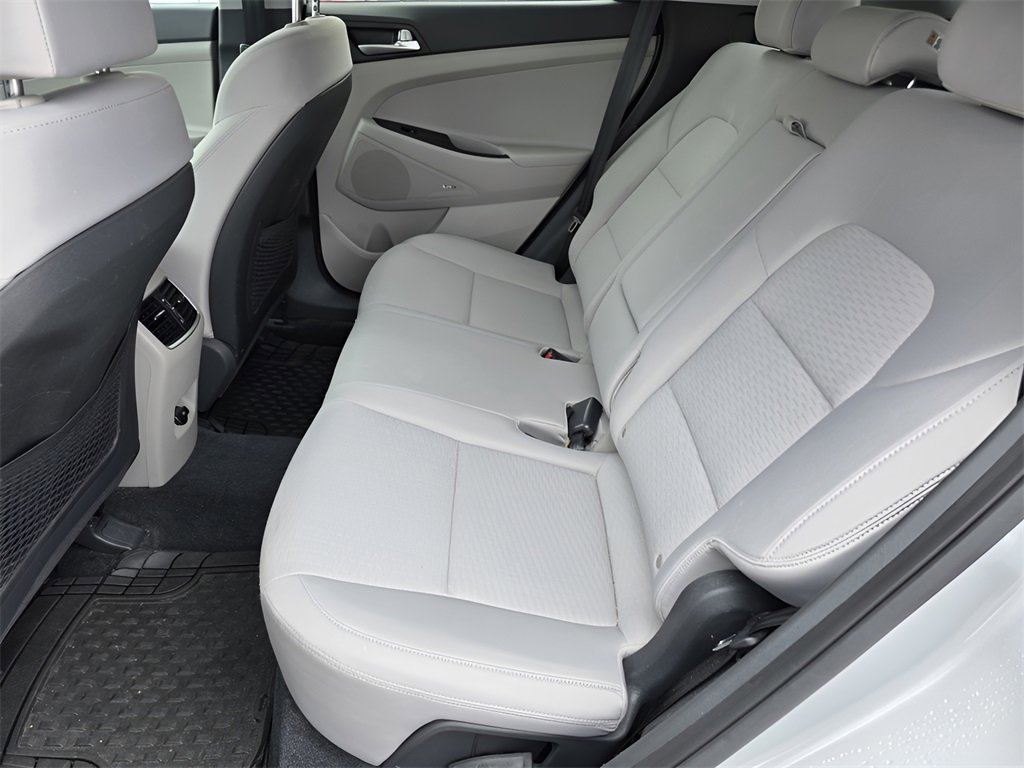 Used 2019 Hyundai Tucson Sport image 15