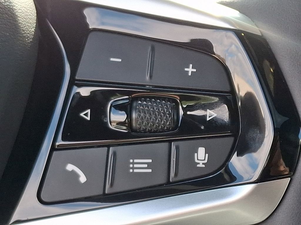 Certified 2025 BMW 230i xDrive Coupe w/ Premium Package image 23