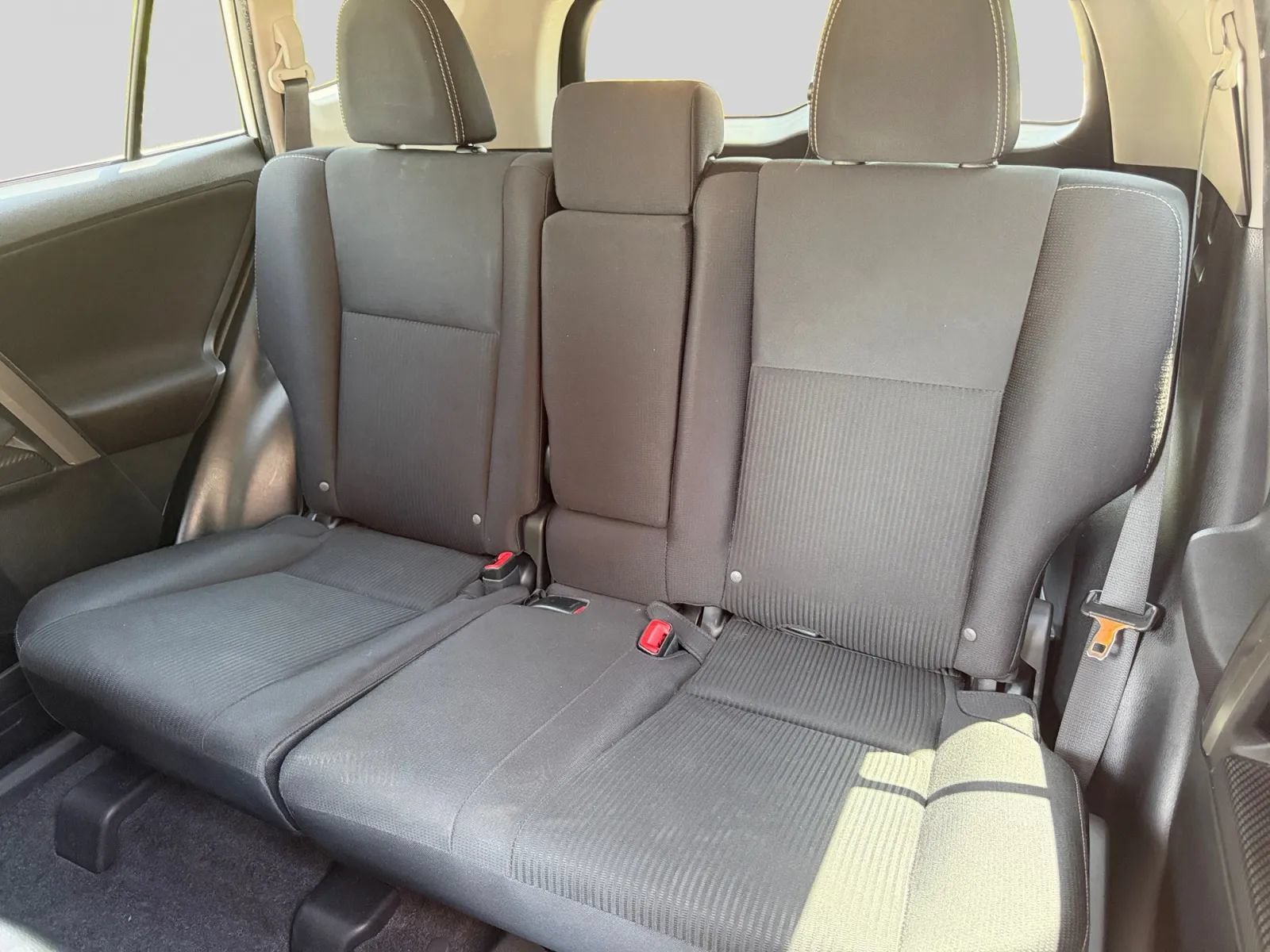Used 2015 Toyota RAV4 XLE FWD image 13