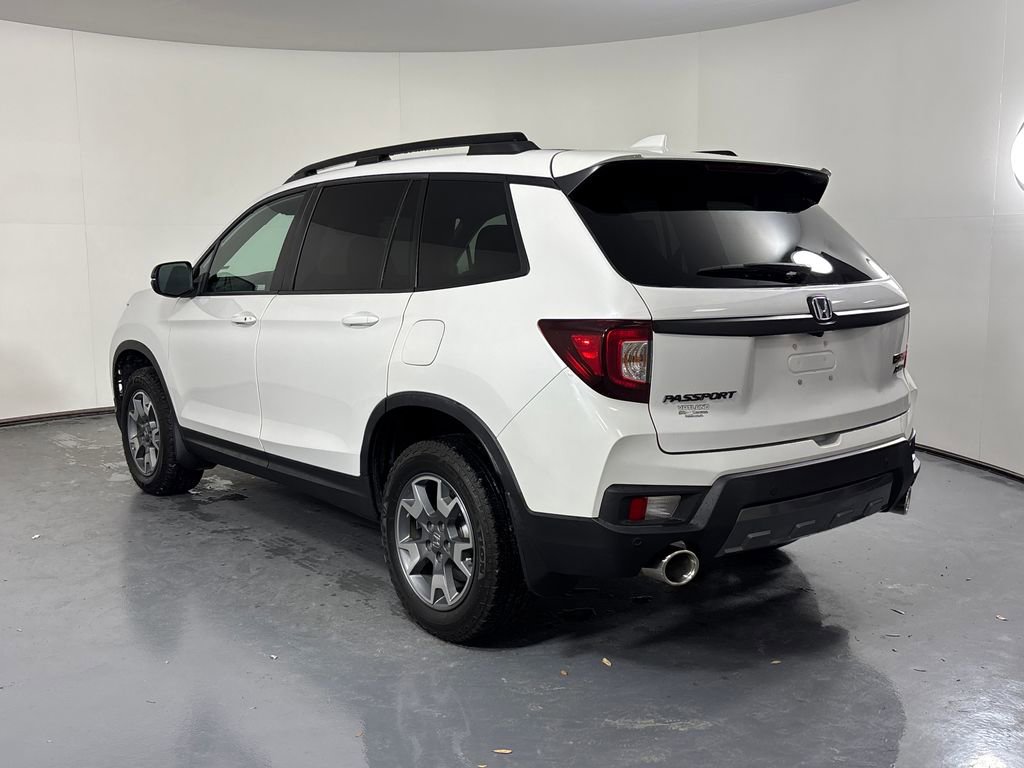 Used 2023 Honda Passport TrailSport image 5