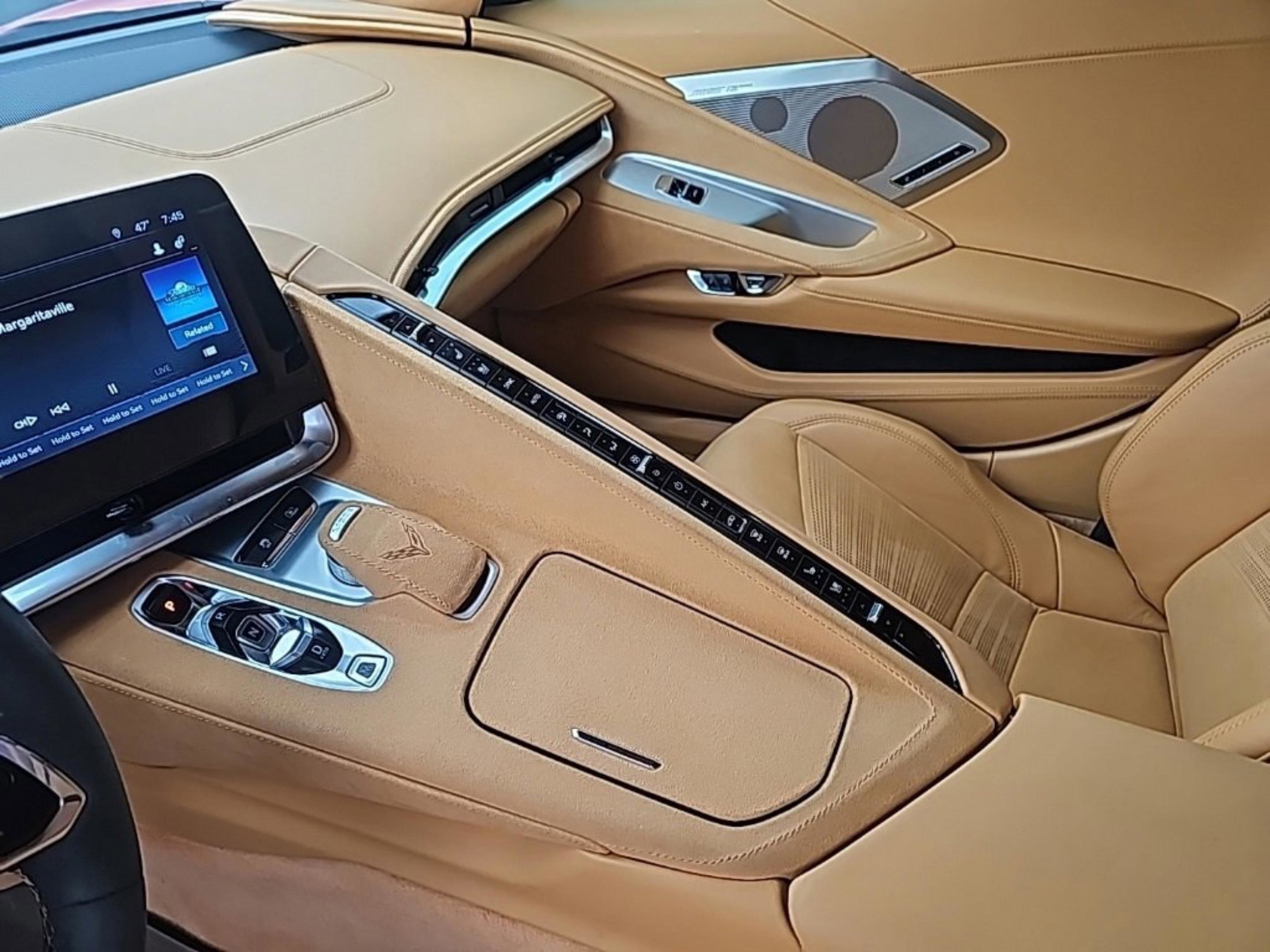 Used 2024 Chevrolet Corvette Stingray w/ Z51 Performance Package image 16