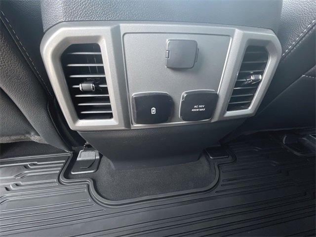 Used 2022 Ford F250 Lariat w/ Chrome Package image 20