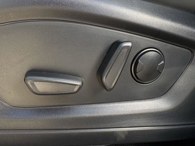 New 2026 Ford Explorer Active w/ Active Comfort Package image 25