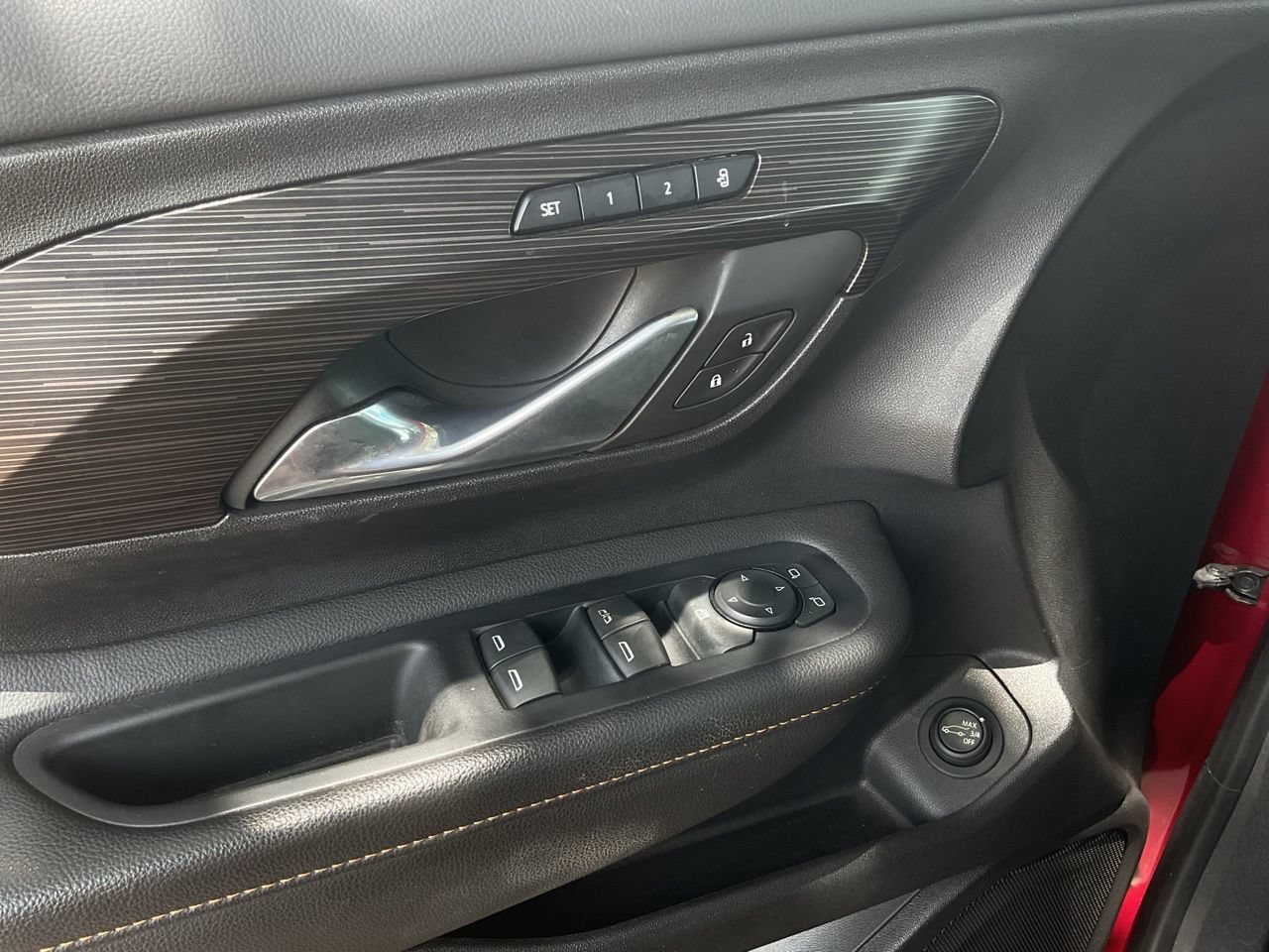 Used 2019 GMC Terrain SLT w/ Preferred Package FWD image 18