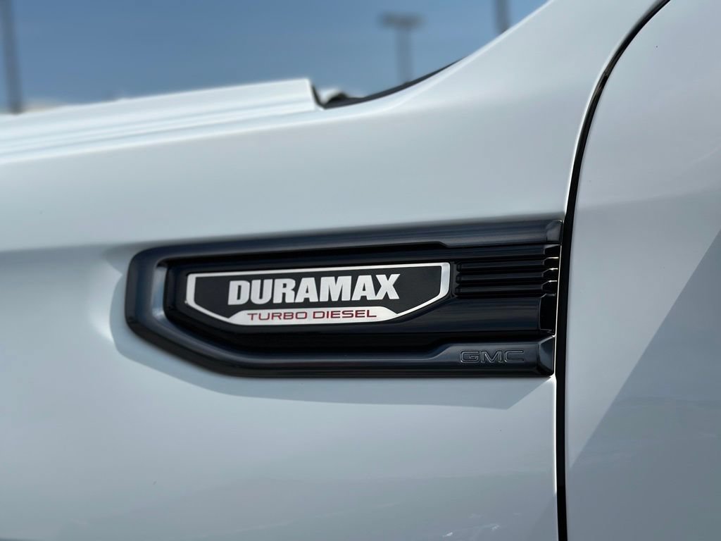 Used 2023 GMC Sierra 1500 AT4 w/ Technology Package AWD/4WD image 43