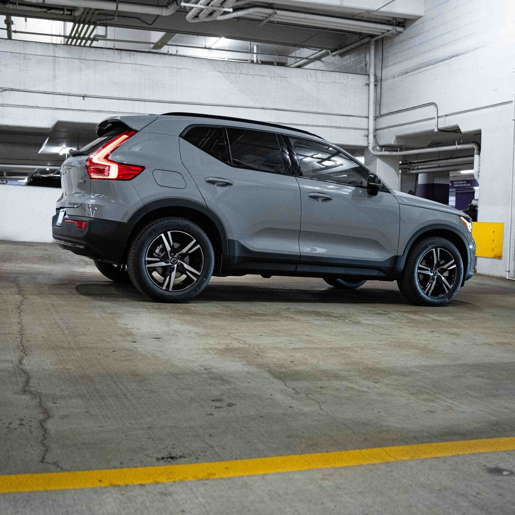New 2026 Volvo XC40 B5 Core AWD/4WD image 7