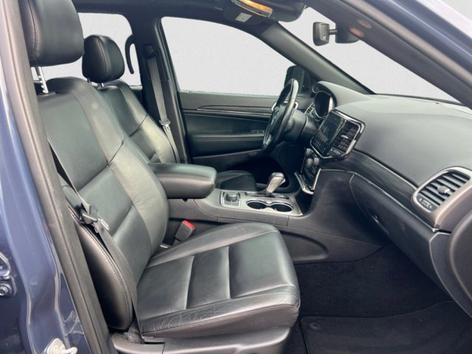 Used 2021 Jeep Grand Cherokee Limited AWD/4WD image 20