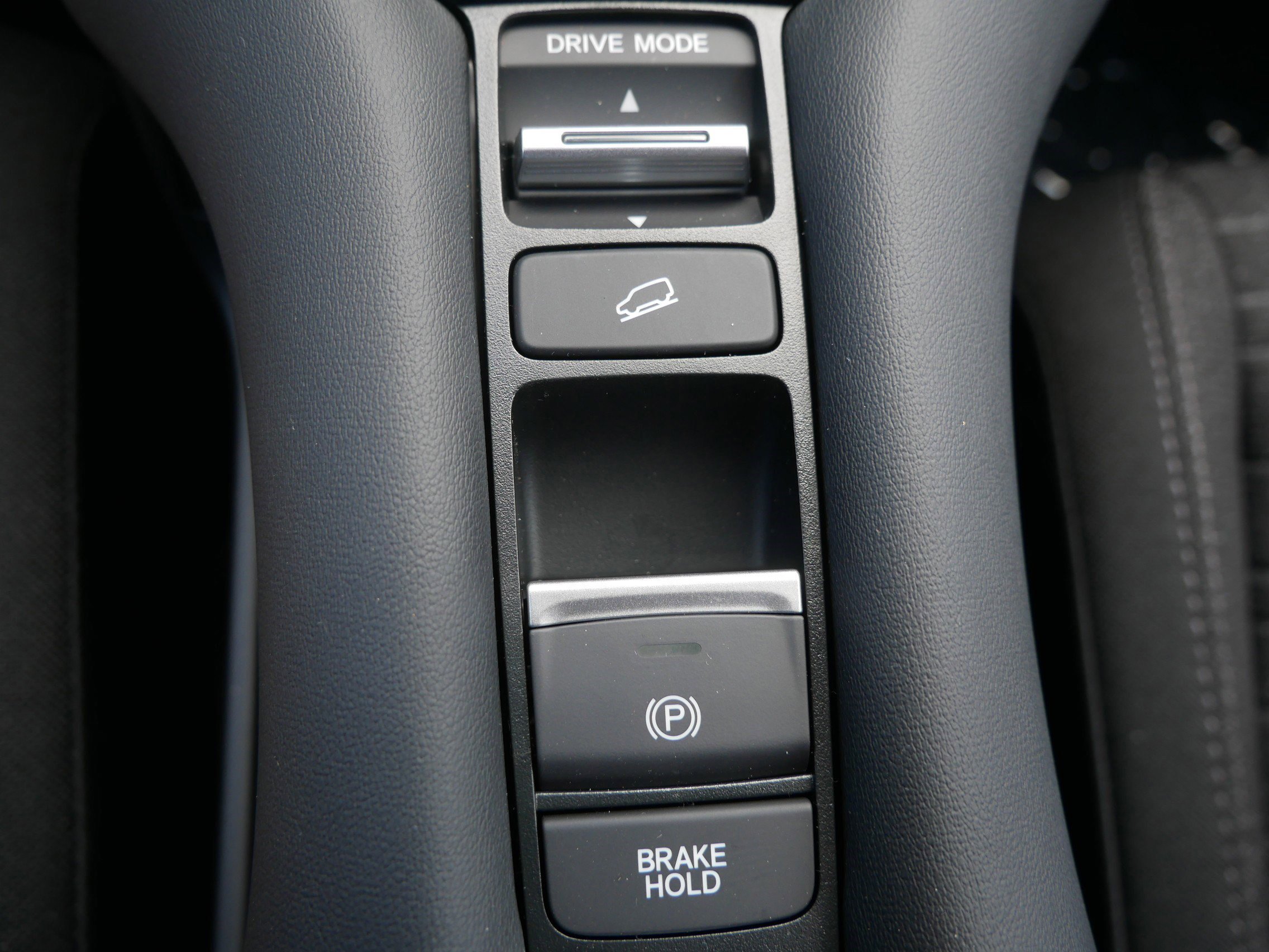 New 2026 Honda HR-V LX image 21