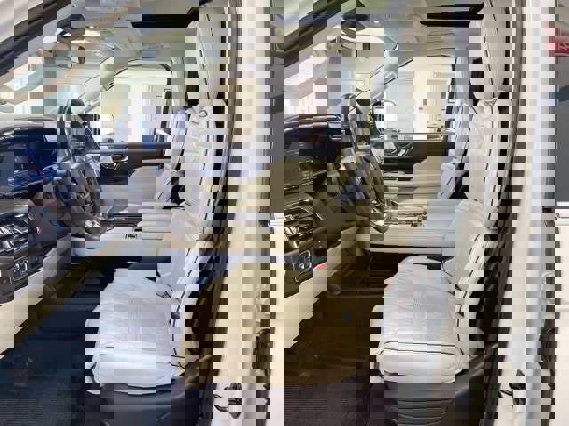 Used 2024 Lincoln Navigator Black Label image 17