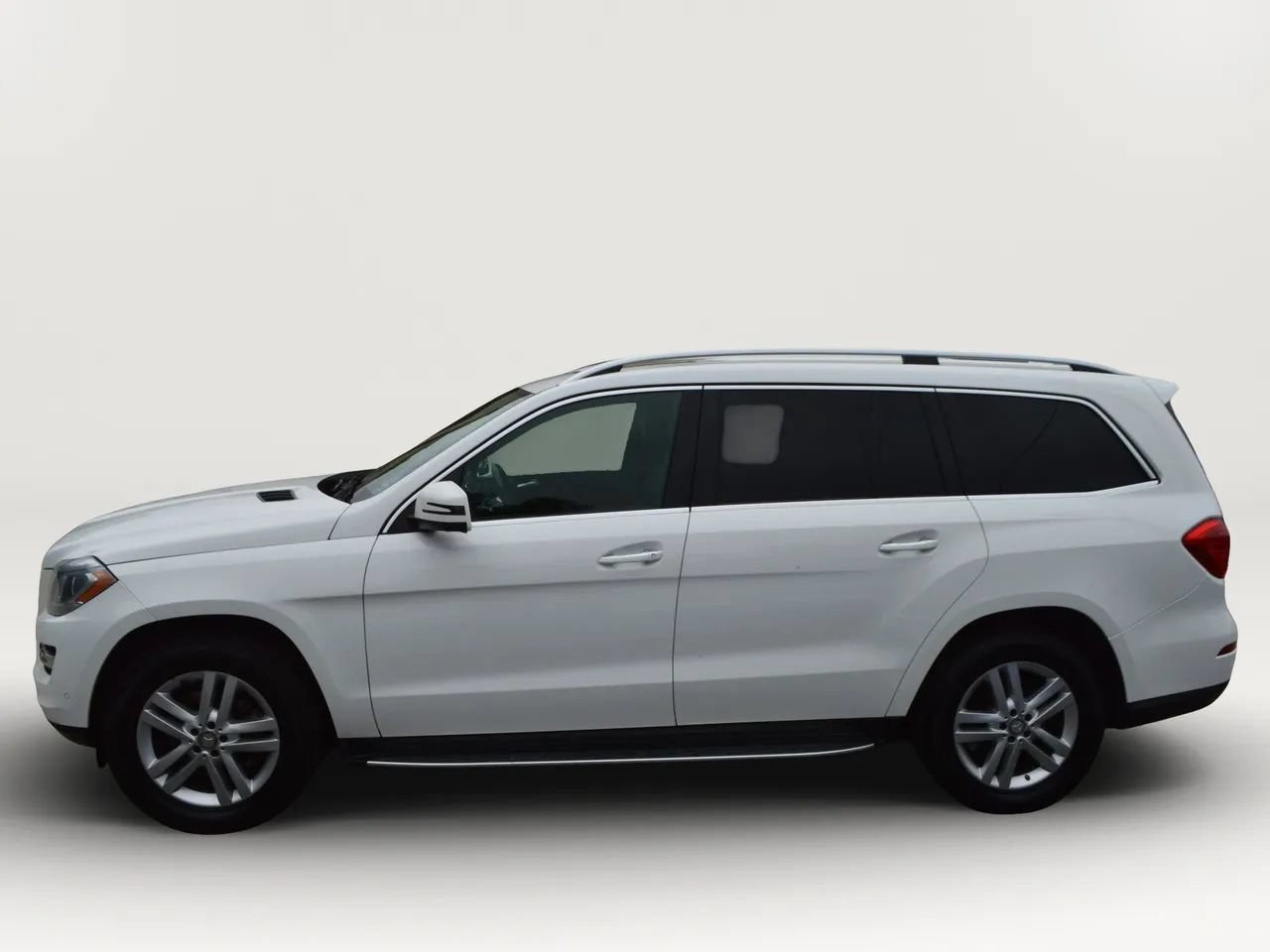 Used 2015 Mercedes-Benz GL 320 BlueTEC 4MATIC image 5