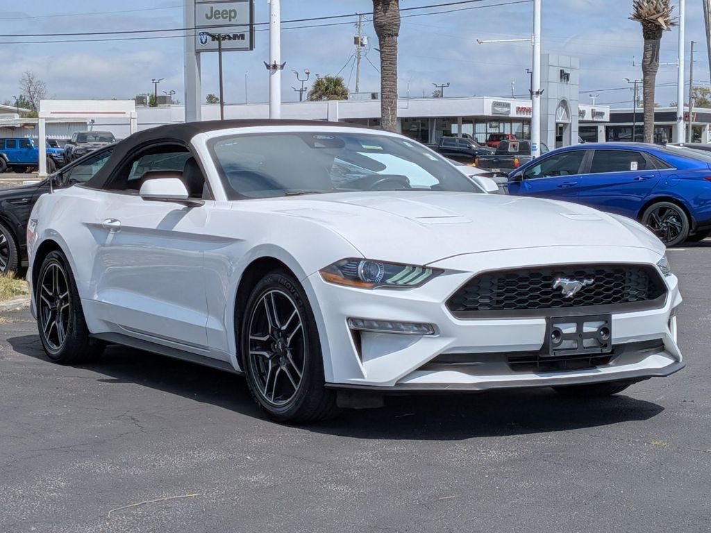 Used 2022 Ford Mustang Premium image 3