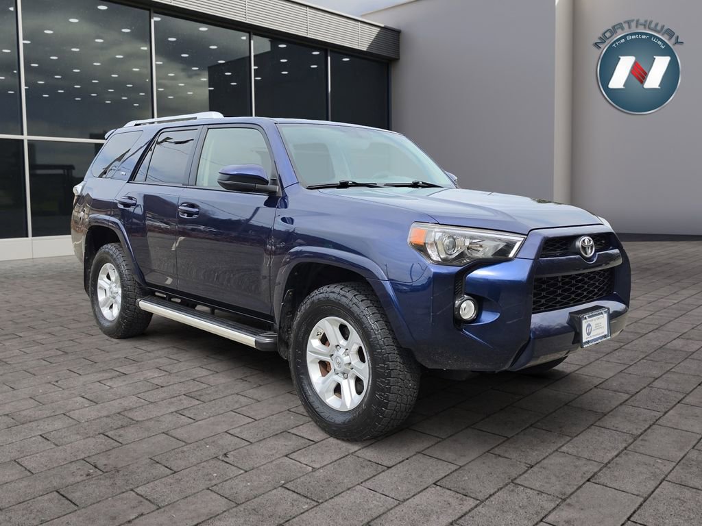 Used 2015 Toyota 4Runner SR5 AWD/4WD image 7