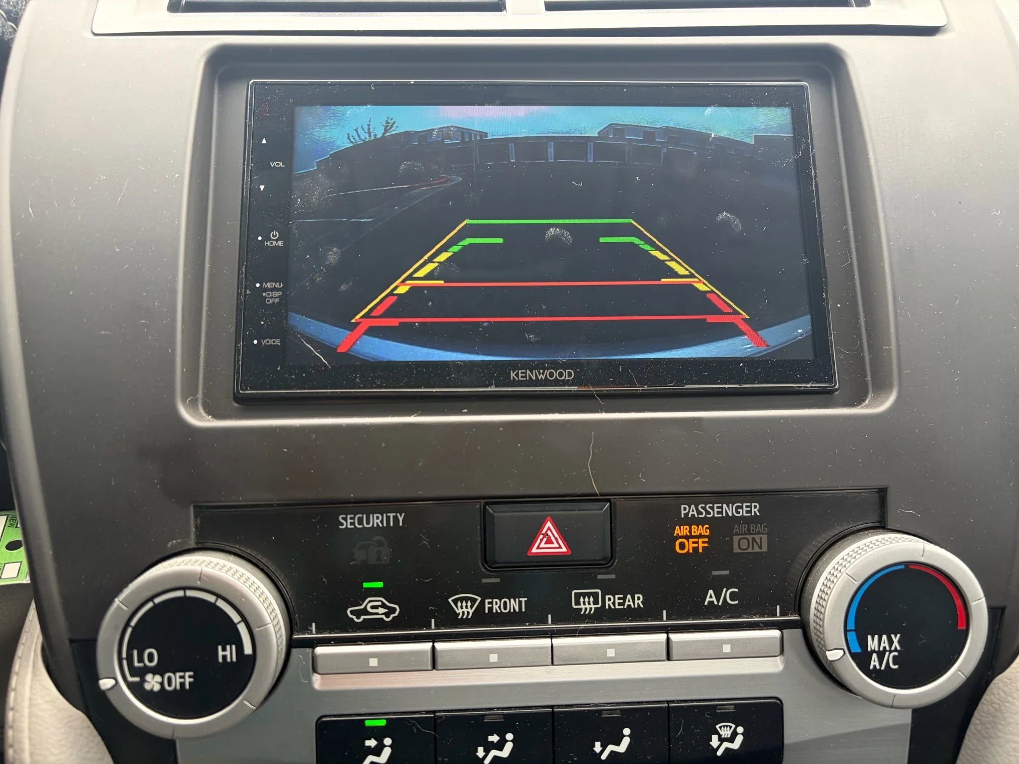 Used 2014 Toyota Camry L image 16