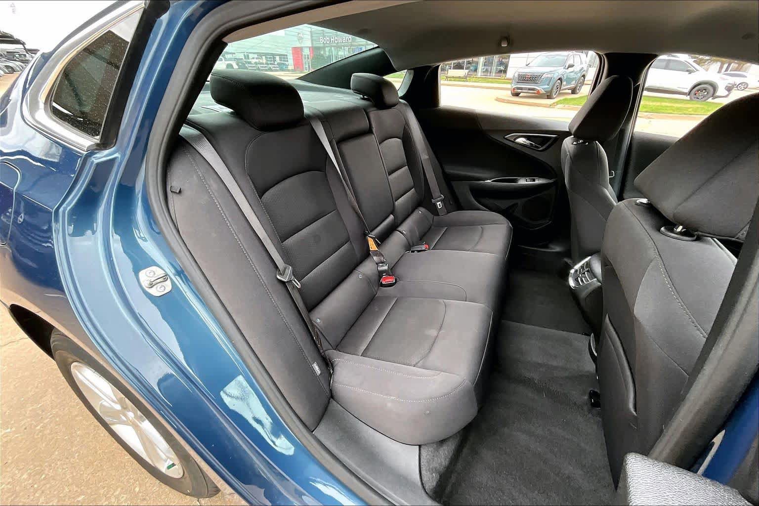 Used 2024 Chevrolet Malibu LT FWD image 18