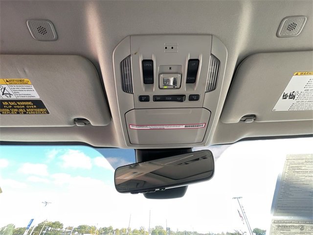 Used 2023 Toyota Highlander Limited image 21