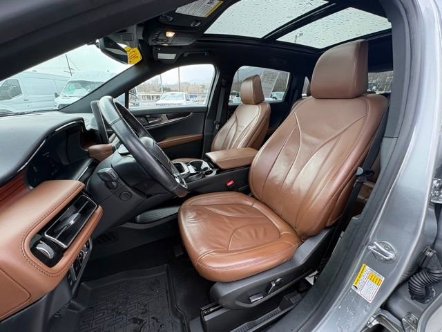 Used 2023 Lincoln Nautilus Reserve image 30