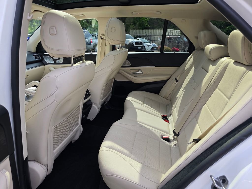 Used 2021 Mercedes-Benz GLE 350 4MATIC image 10