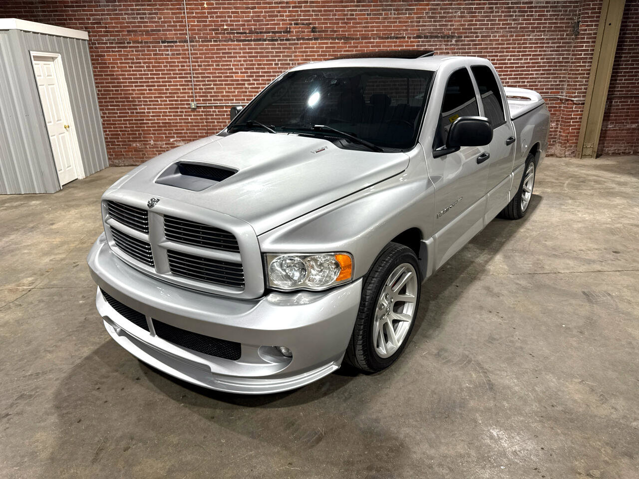 Used 2005 Dodge Ram 1500 Truck 2WD Quad Cab image 9