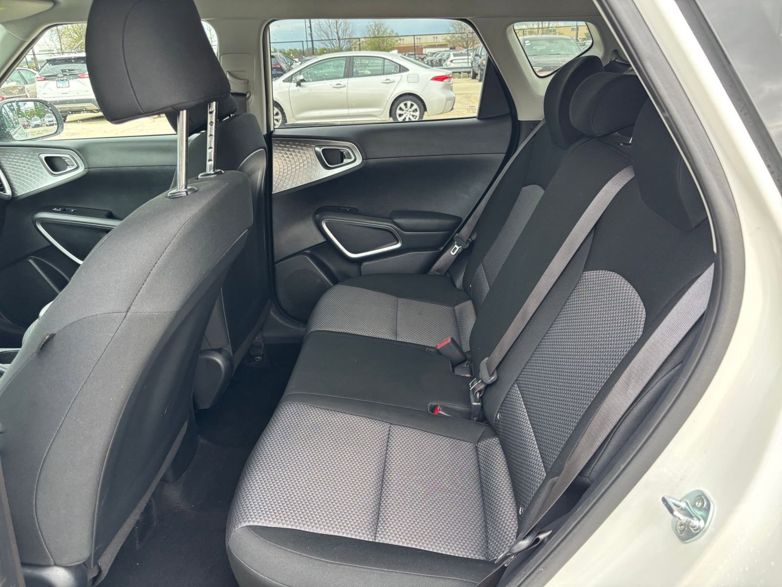 Used 2024 Kia Soul LX w/ LX Technology Package image 23