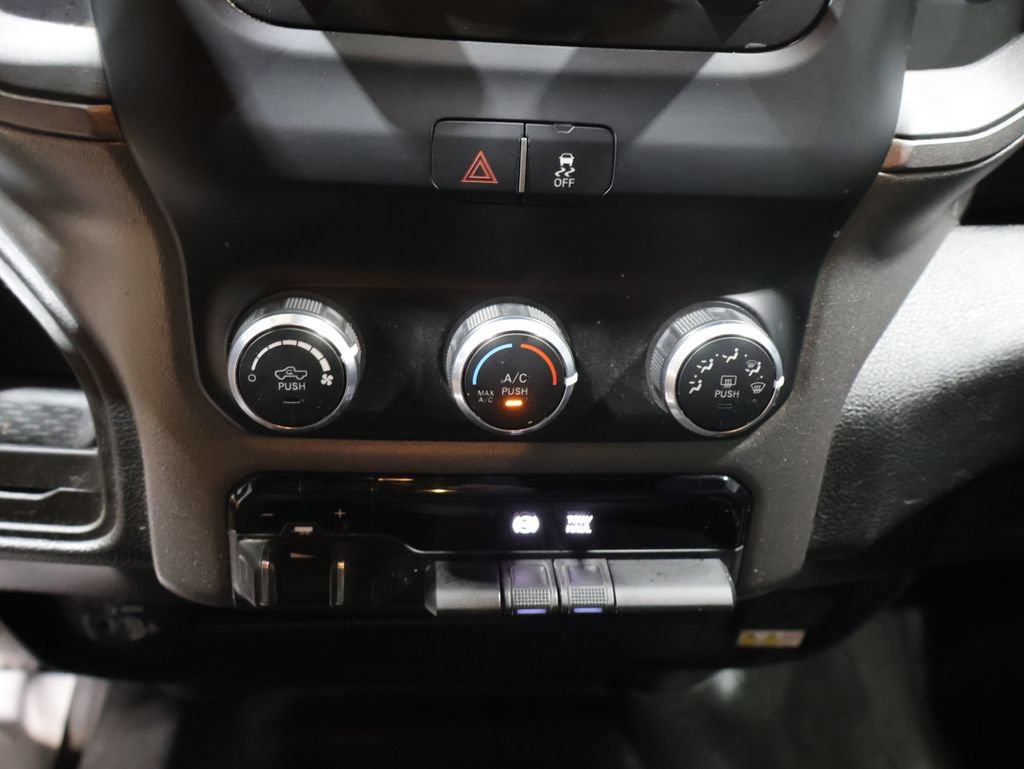 Used 2022 RAM 3500 Tradesman AWD/4WD image 27