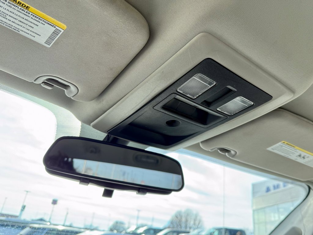 Used 2014 RAM 2500 Tradesman w/ Chrome Appearance Group image 18