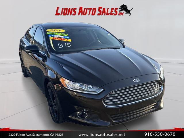 Used 2016 Ford Fusion SE FWD image 3