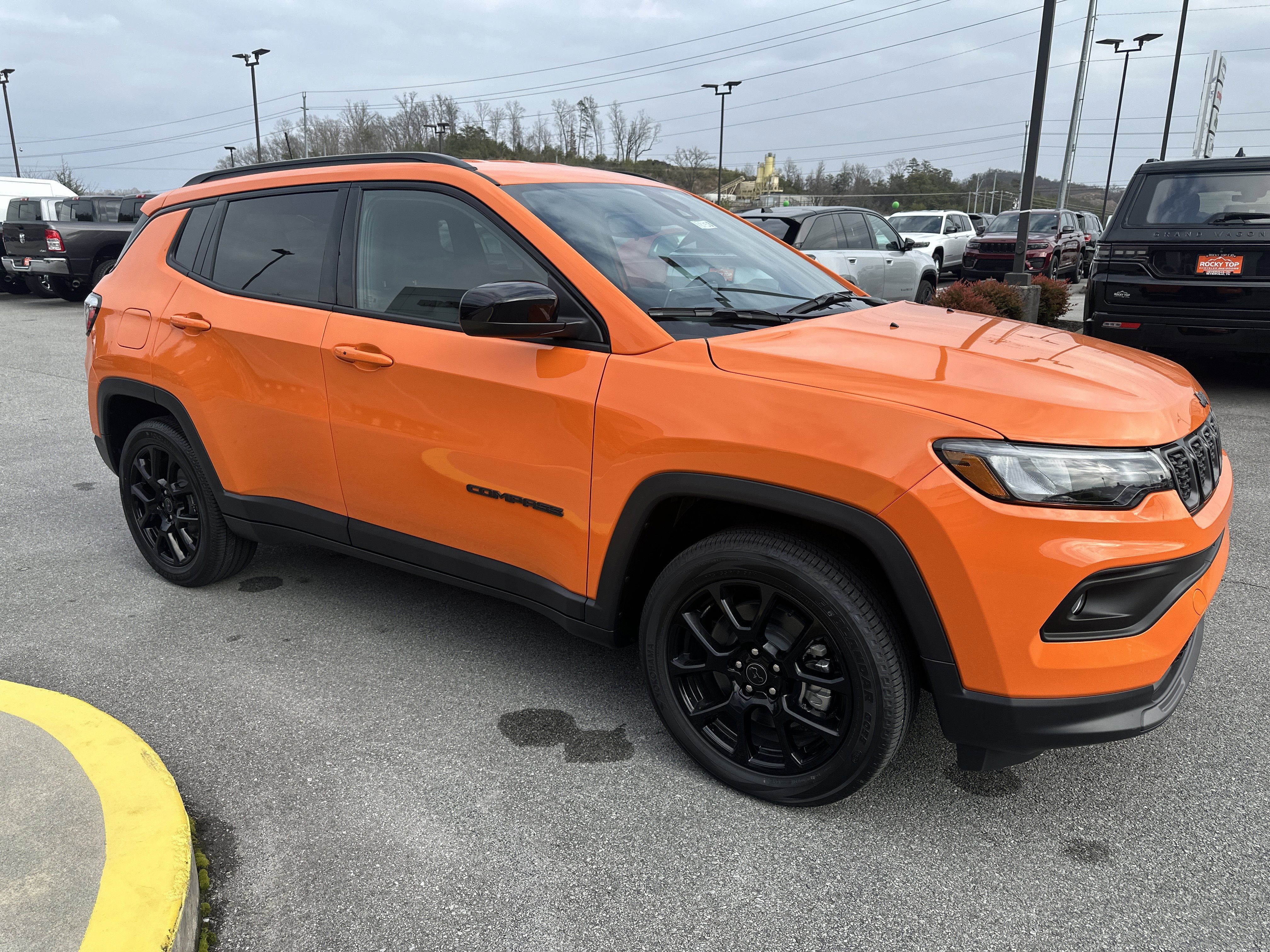 New 2026 Jeep Compass Latitude AWD/4WD image 5