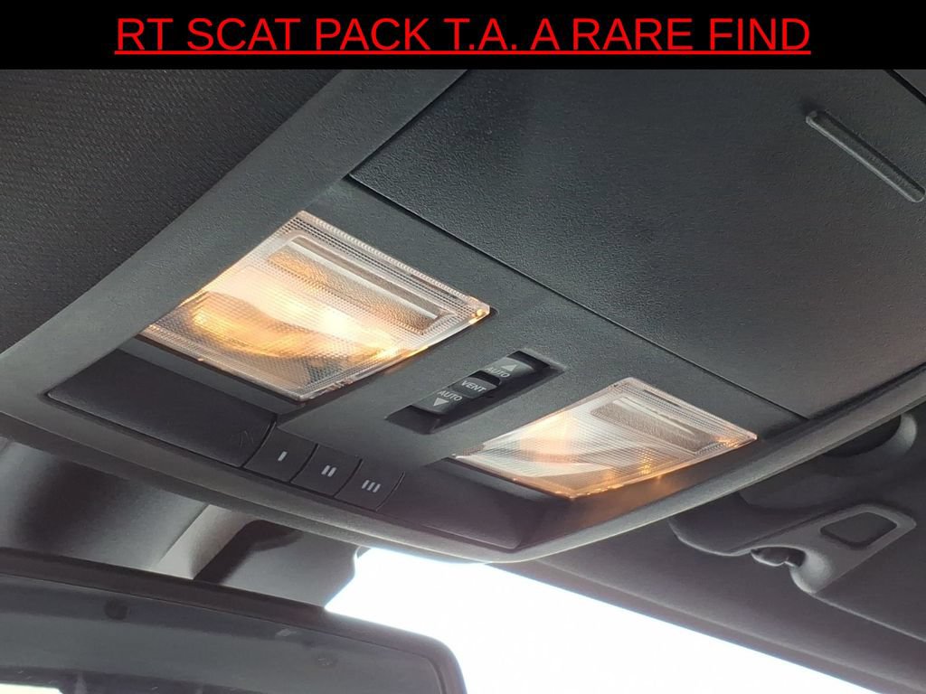 Used 2022 Dodge Challenger R/T Scat Pack w/ T/A Package RWD image 15