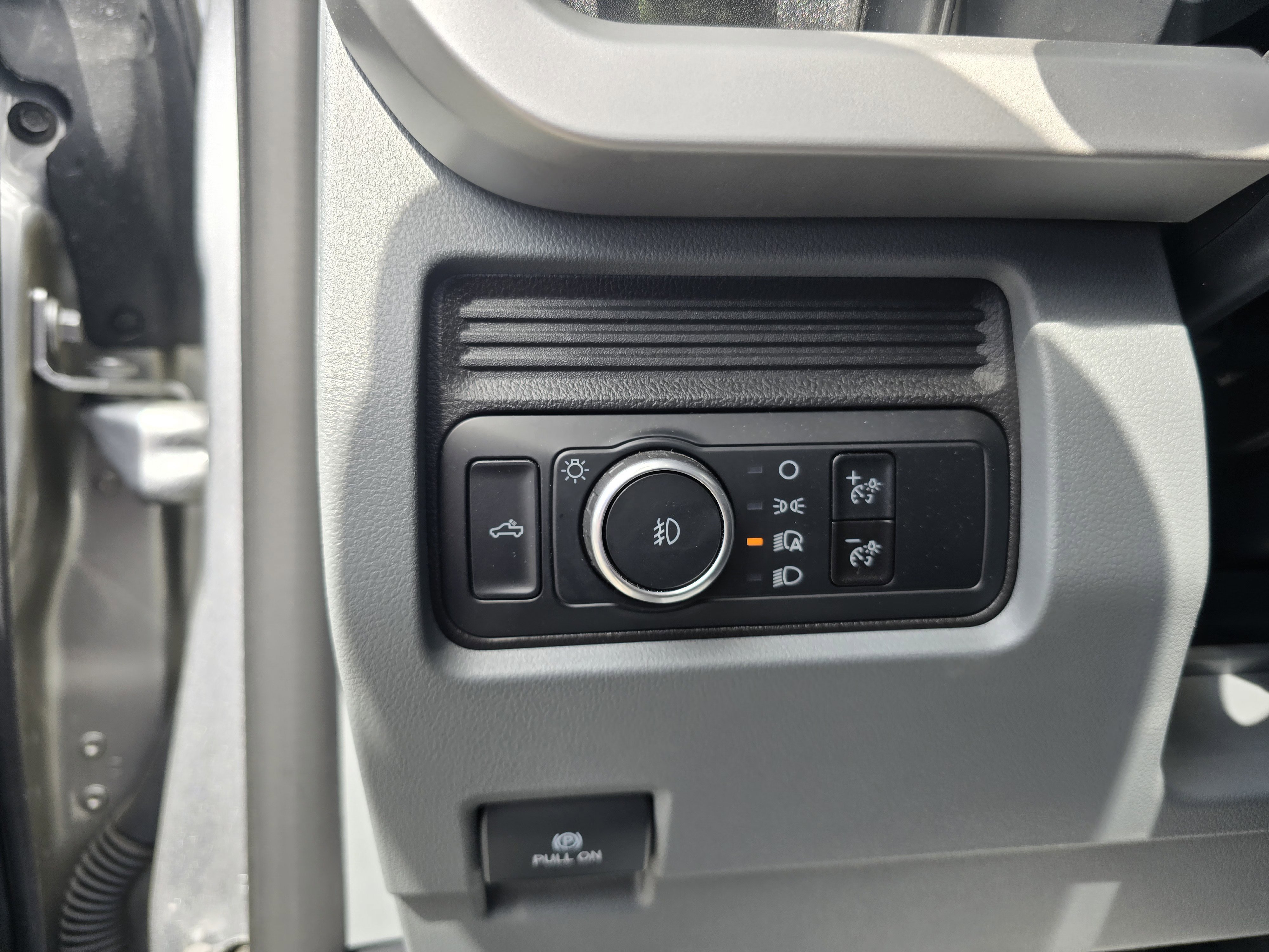 Used 2024 Ford F250 XL w/ XL Off-Road Package image 18