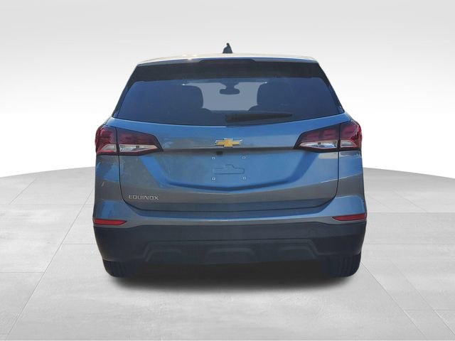 Certified 2024 Chevrolet Equinox LS w/ LS Convenience Package FWD image 4