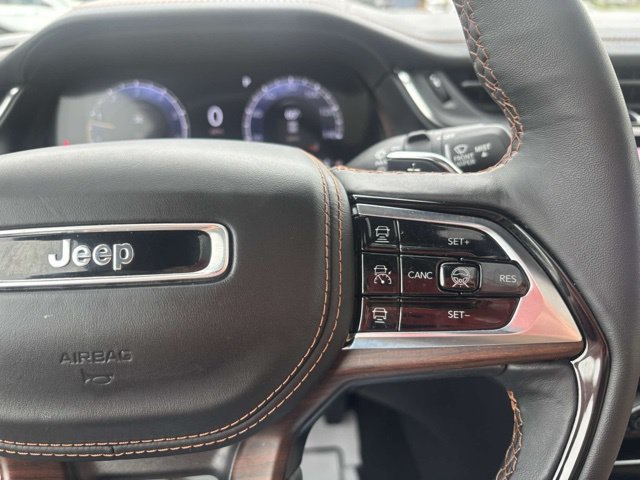 Used 2024 Jeep Grand Cherokee L Summit w/ High Altitude Package AWD/4WD image 18
