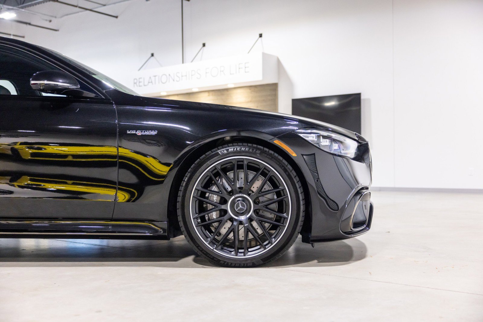 Used 2024 Mercedes-Benz S 63 AMG S w/ AMG Night Package image 23