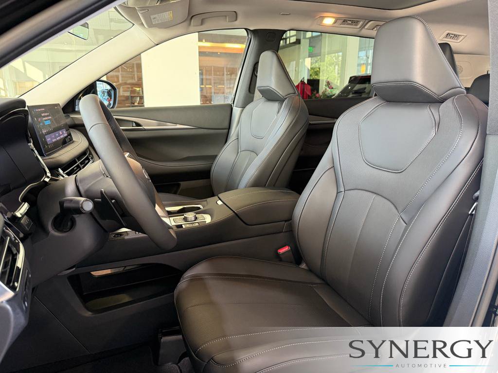 New 2027 INFINITI QX60 Pure w/ Cargo Package FWD image 24