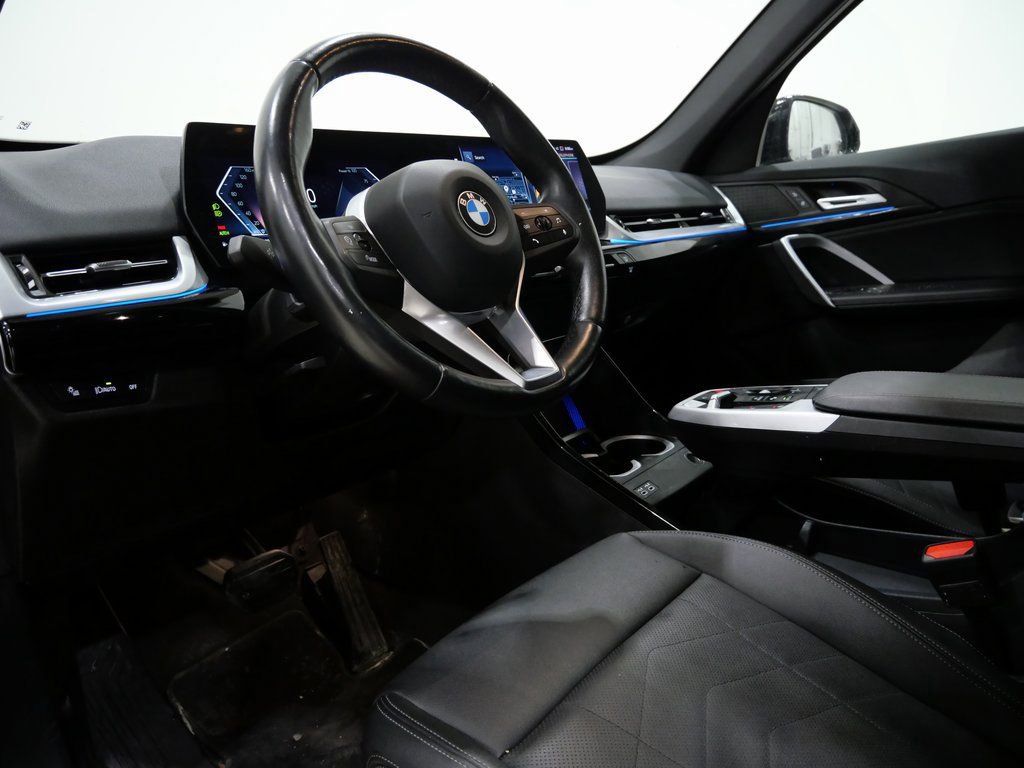 Used 2023 BMW X1 xDrive28i image 12