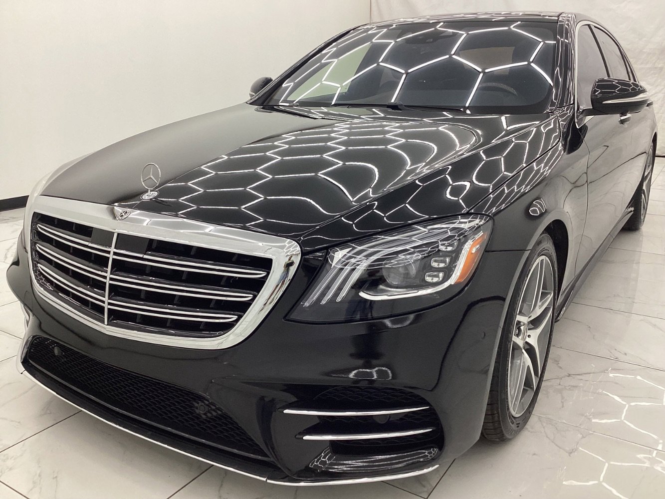 Used 2018 Mercedes-Benz S 560 4MATIC Sedan image 1