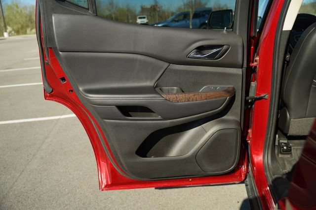 Used 2021 GMC Acadia Denali w/ Denali Ultimate Package image 17