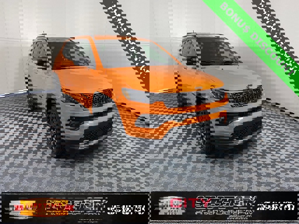 New 2026 Jeep Compass Latitude