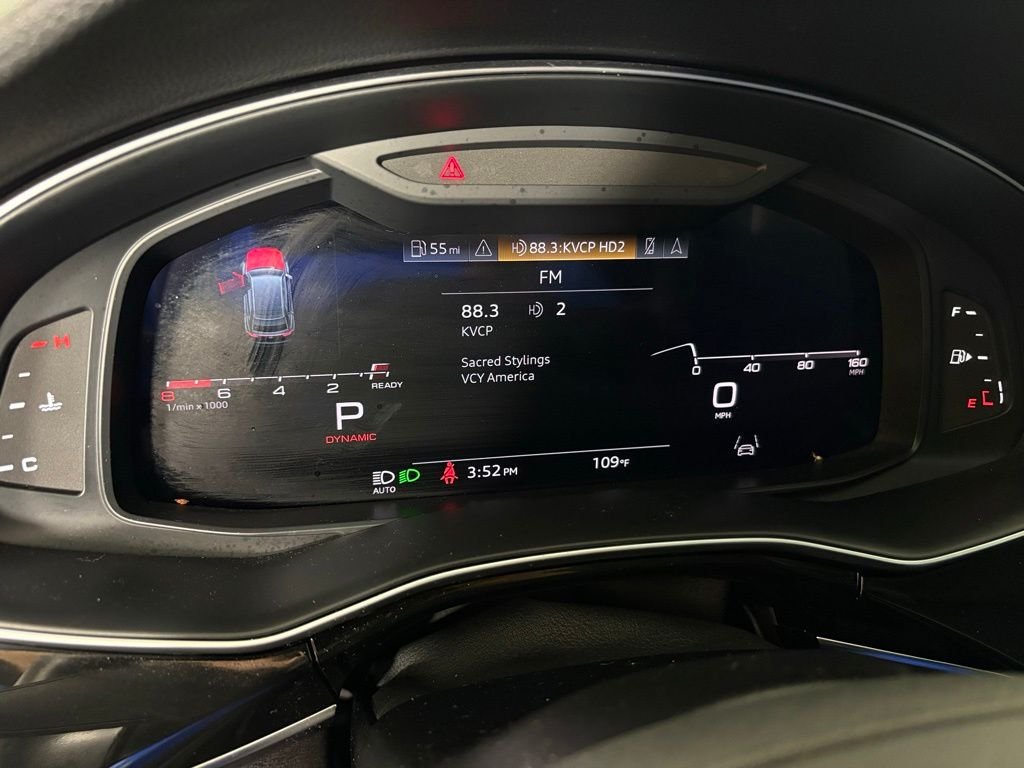 Used 2023 Audi Q8 Premium AWD/4WD image 23