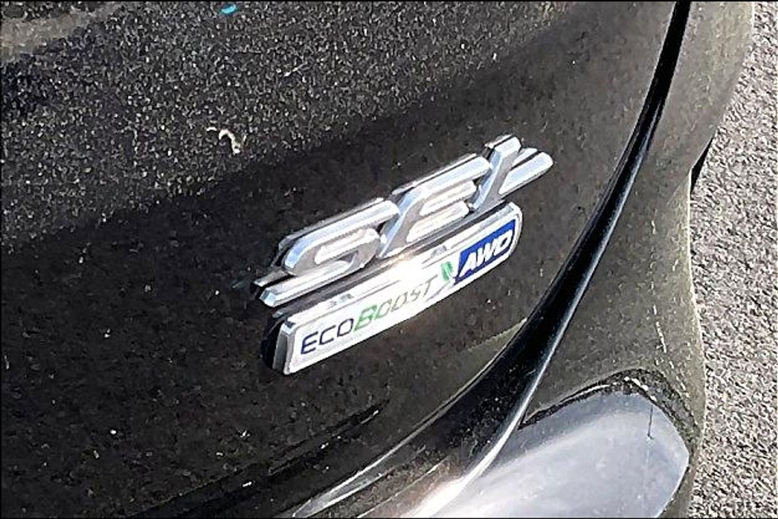 Used 2020 Ford Edge SEL w/ Cold Weather Package image 24