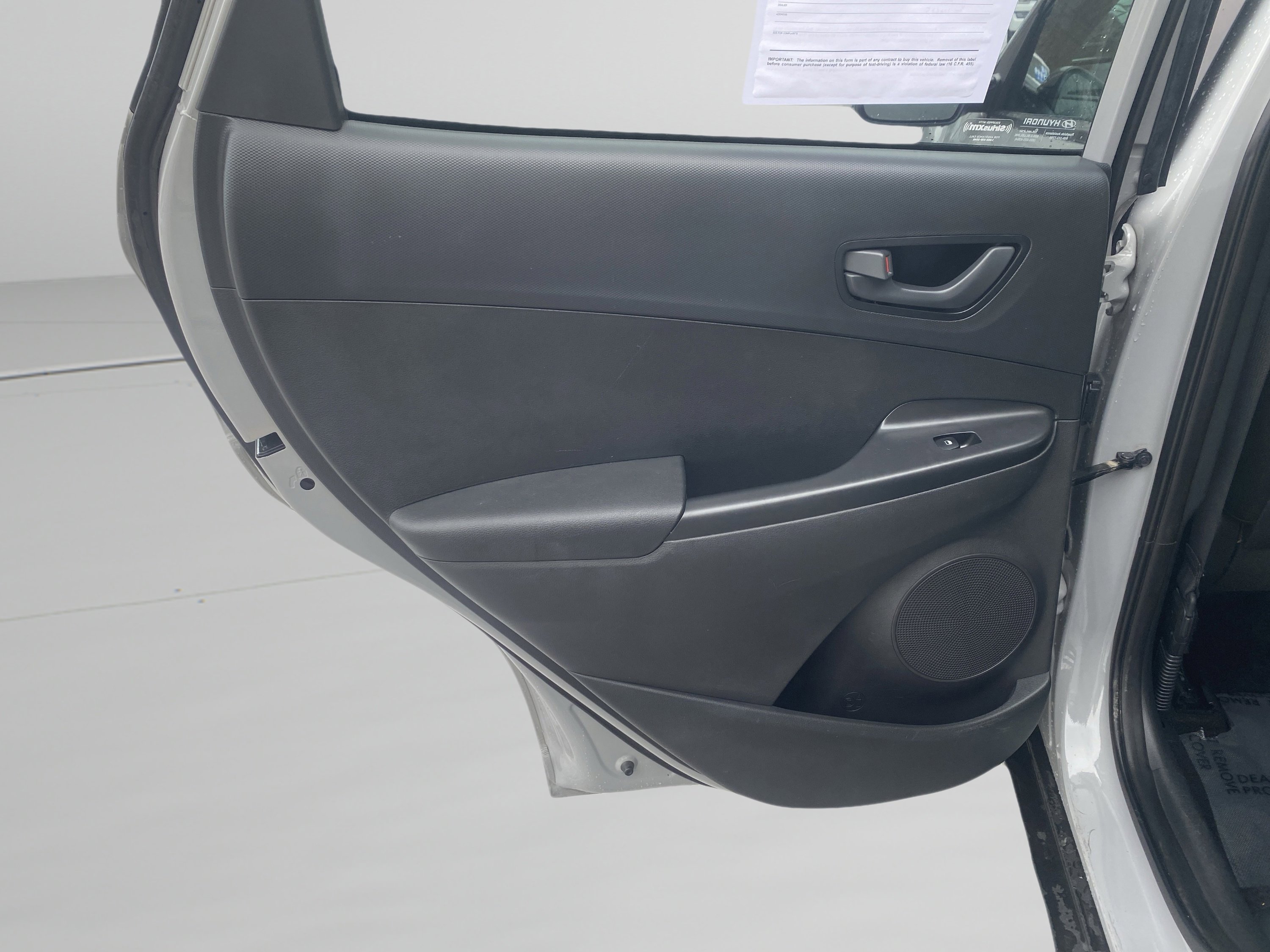 Used 2023 Hyundai Kona SEL w/ Cargo Package image 10