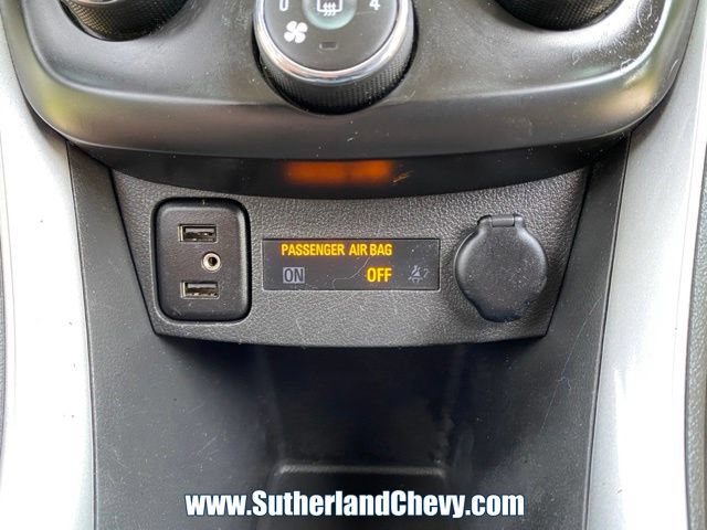 Used 2022 Chevrolet Trax LT w/ Premium Seat Package AWD/4WD image 29