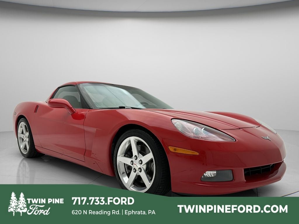 Used 2005 Chevrolet Corvette Coupe w/ Preferred Equipment Group RWD image 1