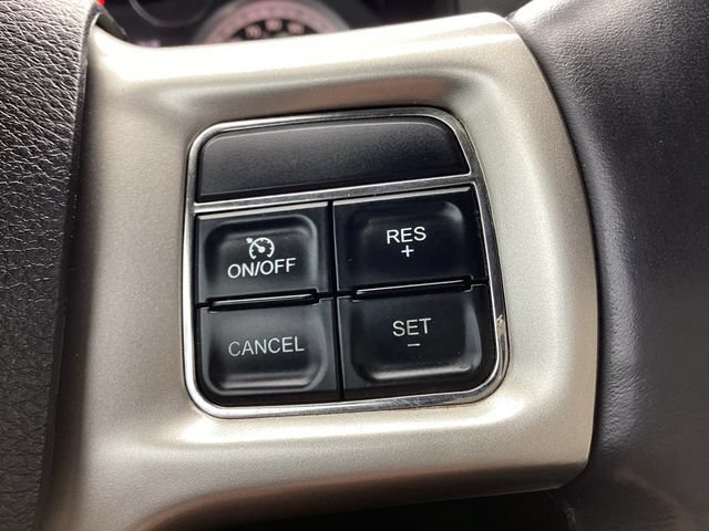 Used 2013 RAM 3500 Laramie w/ Convenience Group AWD/4WD image 17