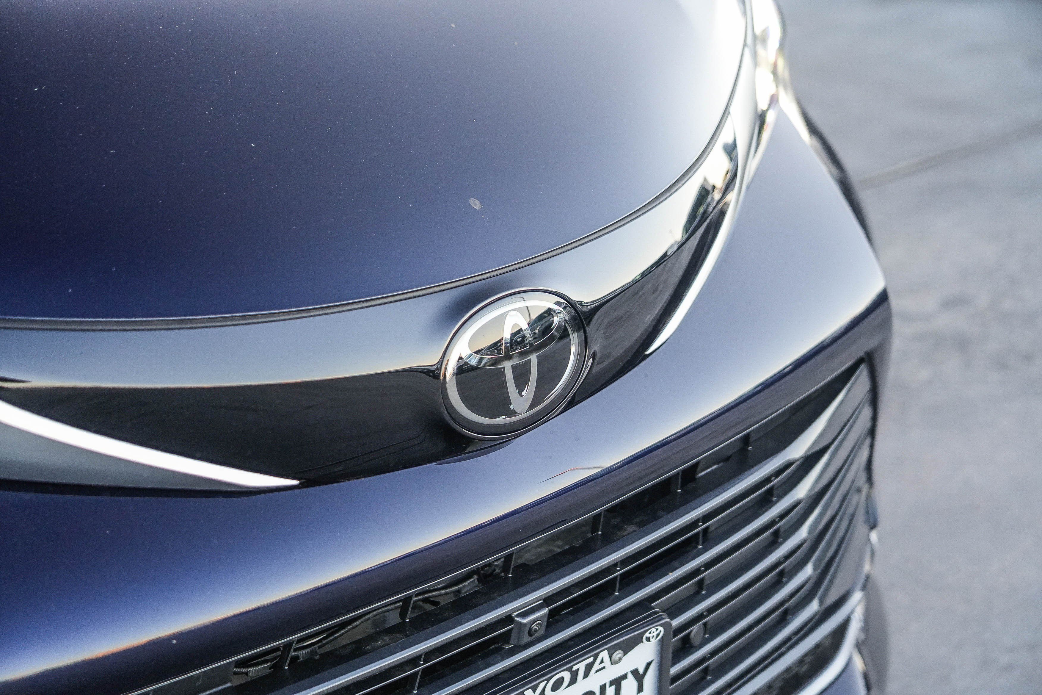 New 2026 Toyota Sienna Platinum AWD/4WD image 3