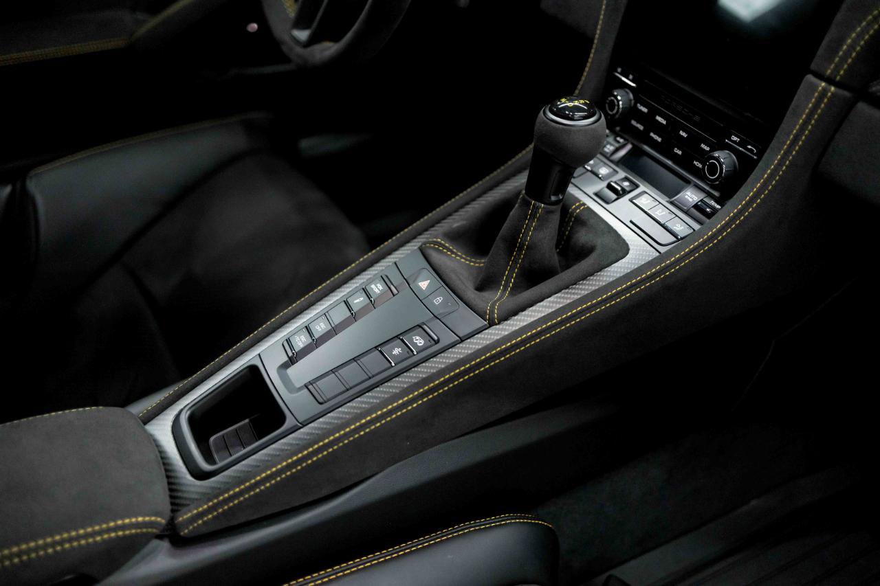 Used 2025 Porsche 718 Cayman GT4 RS image 59